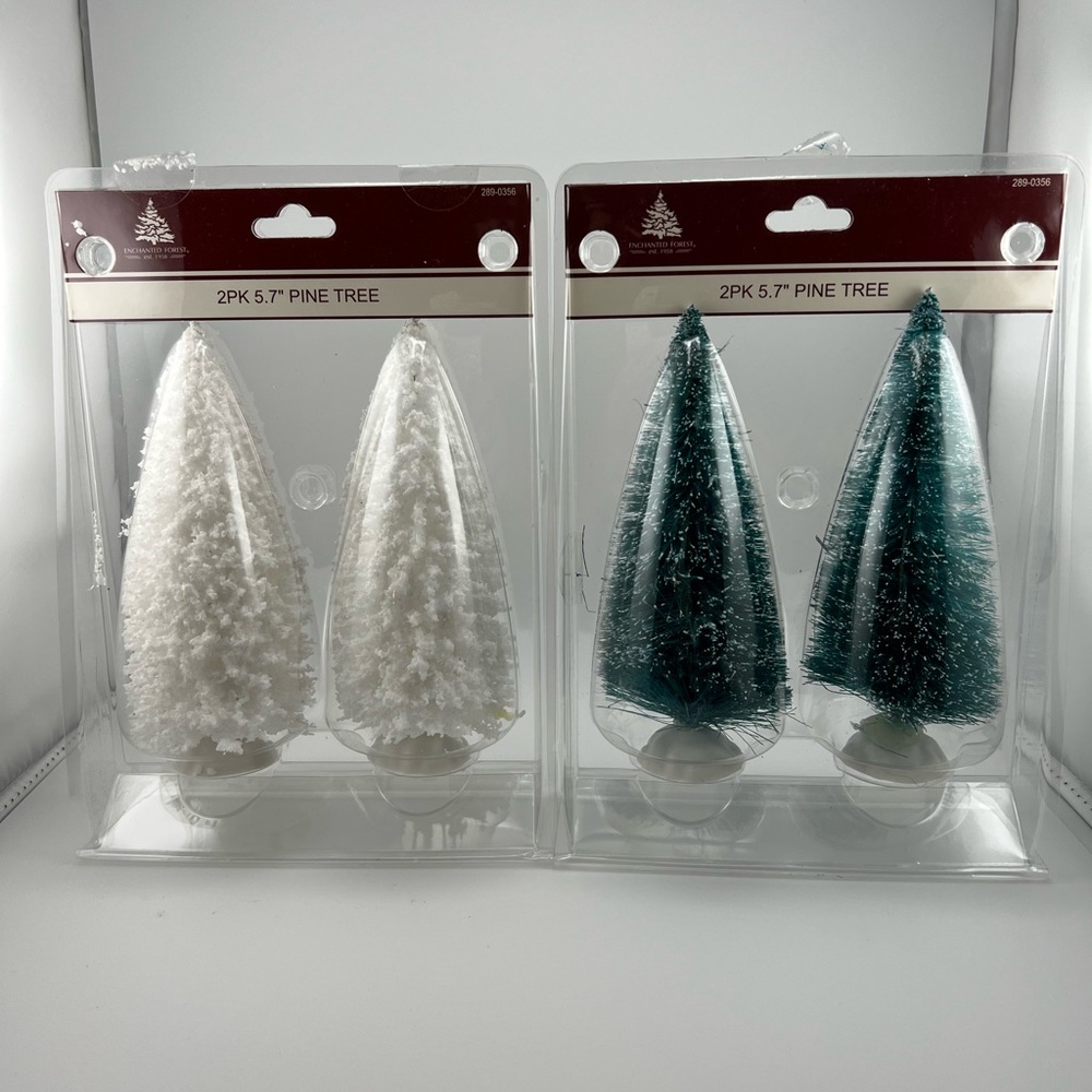 4 items - Lemax trees and benches new